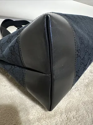 Gucci Black GG Shoulder Tote thumbnail 8