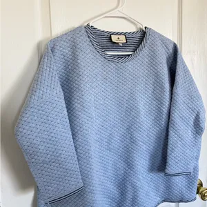 Tuckernuck Reversible Heathered Blue Ally Swing Sweatshirt thumbnail 5
