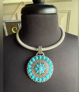 Vintage Y2K western turquoise choker slink necklace thumbnail 1