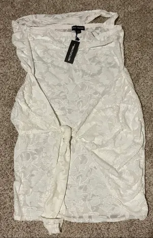 Pretty Little Thing White Floral Burnout Bodycon Dress thumbnail 4