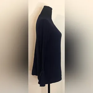 Loft - Navy blue long sleeve women’s sweater top Size M thumbnail 2