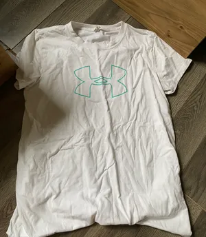 Under Armour T-shirt thumbnail 1