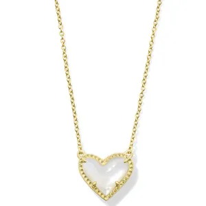 Kendra Scott Ari Heart Gold Pendant Necklace in Ivory Mother-of-Pearl thumbnail 5