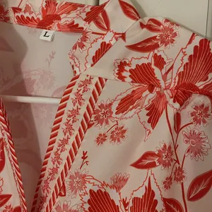 SHEIN Size Large flowered dress thumbnail 2
