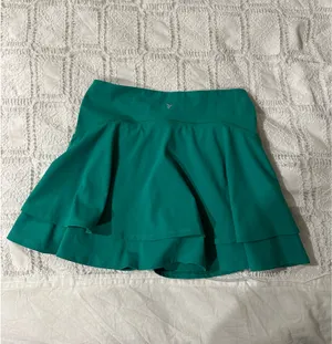 Old Navy Active Skirt  thumbnail 3