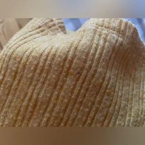 Hollister long sleeve cropped thermal​​​​ thumbnail 6
