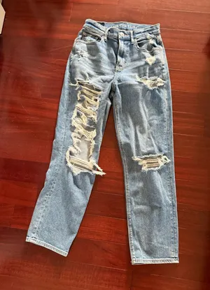 American Eagle Highest Rise 90s Boyfriend jeans thumbnail 1