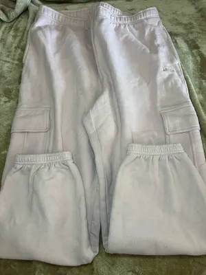 Aritzia Mega Fleece Cargo Sweatpants thumbnail 3