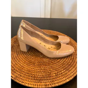 CL by‎ Laundry Nude Patent Block Heel Pumps Round Toe Shoes Size 8.5 ACF-001 thumbnail 6
