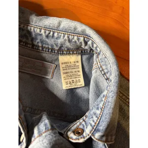 Levi Strauss Signature Button Up Shirt Women's Size XL Blue Denim Long Sleeves thumbnail 8