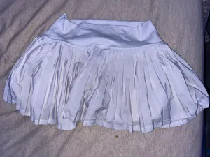 white skirt thumbnail 2