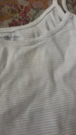 Brandy Melville Top thumbnail 3