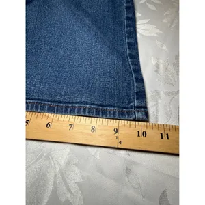 Old Navy Boot-Cut Jeans Womens 26 Plus Short Medium Wash Blue Stretch Denim thumbnail 5