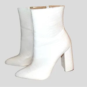 Pretty little thing cute white faux snake skin design! thumbnail 3