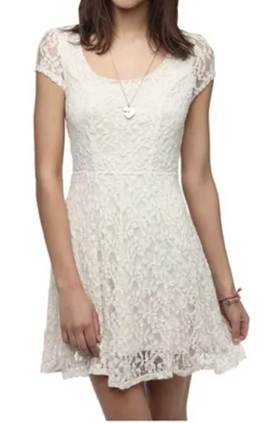 Kimchi Blue Cream Lace Skater Dress thumbnail 1