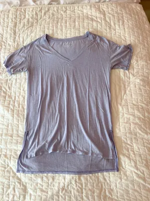 American Eagle Purple V-Neck Tee Size XS thumbnail 1
