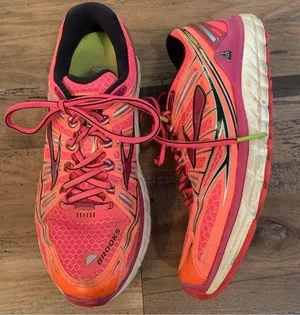 Brooks Transcend Ultimate Ride Sneakers Women 8 Pink Running Shoe 1201501B878 thumbnail 1