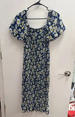 Trixxi Women’s boutique style dress size medium thumbnail 1