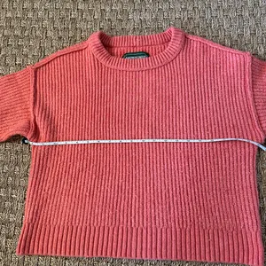 American Eagle, small coral knit sweater thumbnail 4