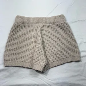 Sincerely Jules Beige Neutral Chenille Knit High Waisted Lounge Casual Shorts S thumbnail 5