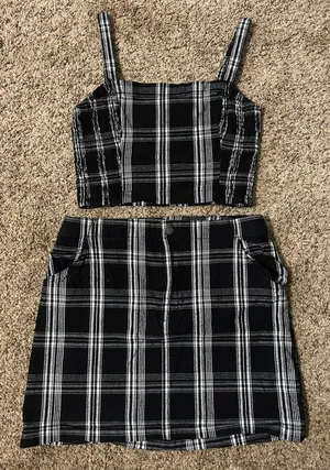 Hollister Tank thumbnail 3