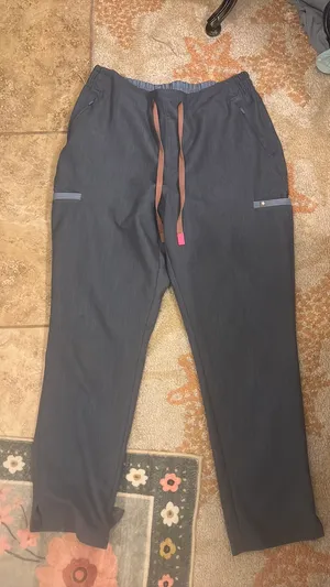 FIGS Scrub Pants thumbnail 1