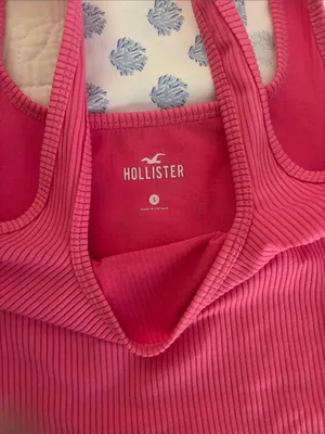 Women’s Ribbed Pink Tank Crop Top thumbnail 2
