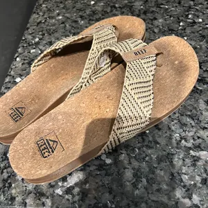 Reef Women's Beige and Brown Sandals thumbnail 7