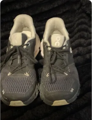 On Cloud Cloudflyer Women’s Running Shoes On thumbnail 1