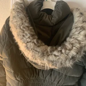 DKNY Olive/Army Green Puffy Coat thumbnail 6
