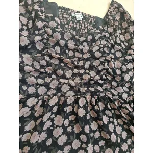 American Eagle Women's Floral Long Sleeve Peplum Top Size Large Smocked Blouse thumbnail 6