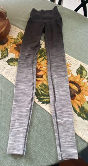 Lululemon Wunder Under Hi-Rise leggings thumbnail 1