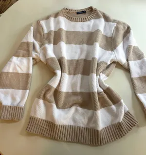 Brandy Melville Sweater thumbnail 1