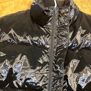 NWT!! Offline by Aerie Shiny Black Women's Puffer Vest Size XXL thumbnail 8