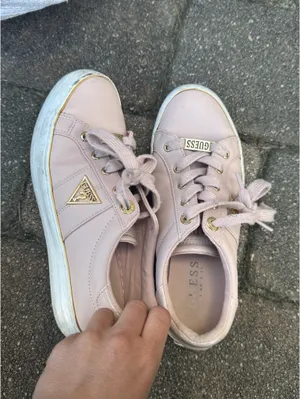 Guess Sneakers thumbnail 2