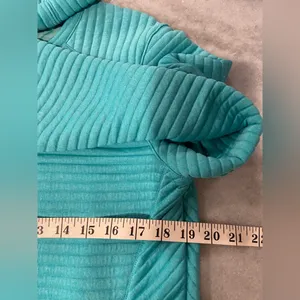 L.L. Bean Size S Aqua Blue Ribbed Airlight Crew Neck Pullover Thermal Top thumbnail 8