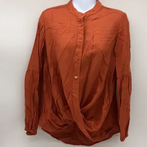Davi & Dani Button Up Twisted Front Shirt w/Longer Back & Sleeves in Rust Size S thumbnail 1