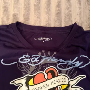 Ed Hardy‎ Navy Broken Hearts and Fairytales Graphic Baby Tee Crop Medium thumbnail 3