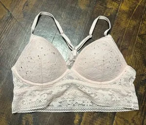 Victoria’s Secret M pale pink lace wireless sexy bralette thumbnail 1