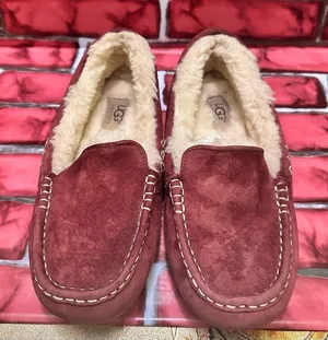 UGG Australia Ansley 3312 Red Burgundy shoes 7 thumbnail 1