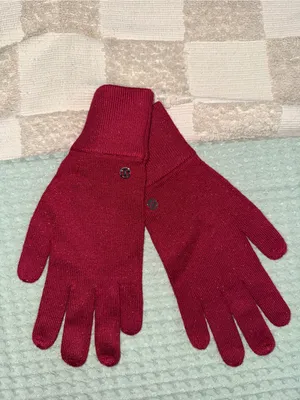 NWT Lululemon Warm Revelation Gloves *Shine size Small thumbnail 4
