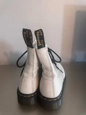 Dr. Martens Women's 1460 Smooth, White Smooth lace up thumbnail 6