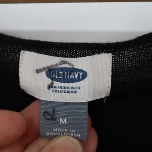 Old Navy T-Shirt Womens Medium Black Cotton Knit Long Sleeve V-Neck Pullover thumbnail 3