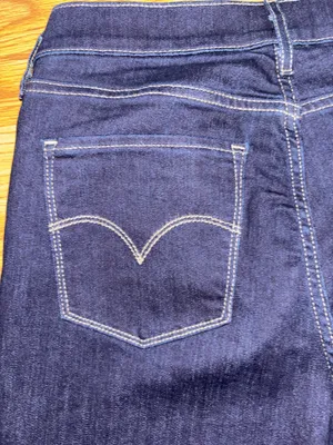 Levi’s Mid Rise Skinny Jeans Women’s Waist Size 30 Length 30 Dark Blue Wash READ thumbnail 4