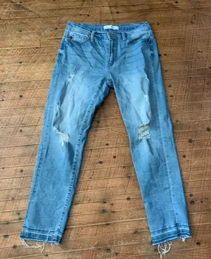 Kancan raw hem distressed medium wash 7/27 normcore jeans thumbnail 1