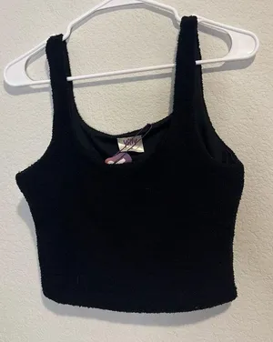 NWT YITTY Black Fuzzy textured Crop Top tank Medium thumbnail 1