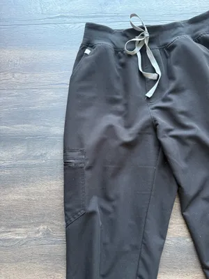 FIGS Jogger Scrub Set thumbnail 5