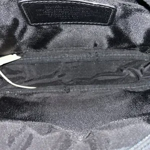 Hunting World Black Leather Crossbody Bag thumbnail 8