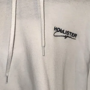 Hollister California Logo Fleece Hoodie Sweatshirt White Size XSMALL Unisex thumbnail 3