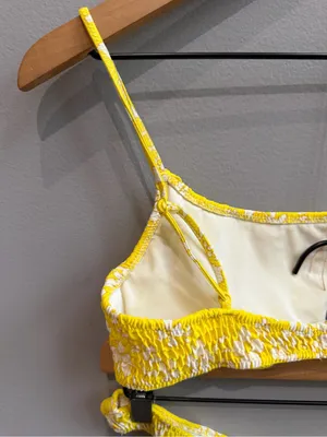 Triangl Inesa Yellow Pop Textured Floral Bikini Set Size Large Bottom Medium Top thumbnail 8